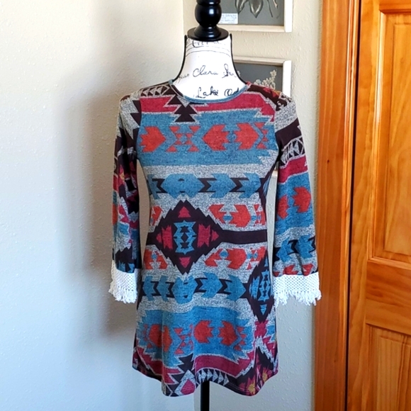 Zoe & Rose Band of Gypsies Tribal Print Top Turquoise Red Size SMALL - Picture 1 of 12